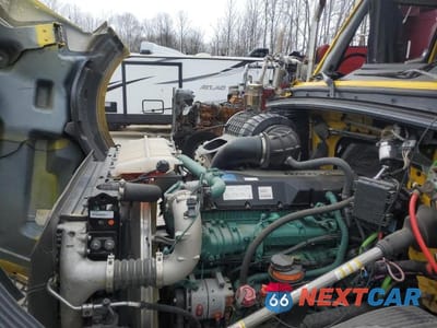 Zdjęcie 7 z 10 samochodu: 2023 VOLVO VN VNL VIN:4V4NC9EH2PN310085 - miniatura