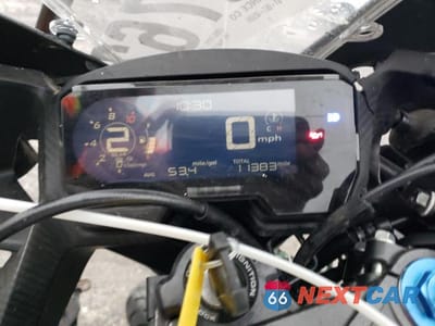 Zdjęcie 7 z 9 samochodu: 2020 HONDA CBR500 R VIN:MLHPC6217L5100115 - miniatura