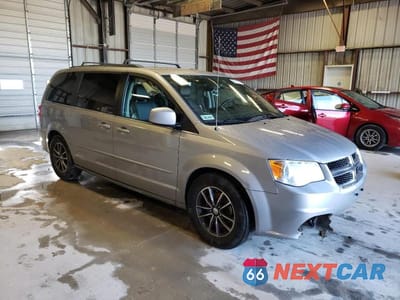 Czwarte zdjęcie samochodu z boku: 2017 DODGE GRAND CARAVAN SXT VIN:2C4RDGCG7HR686729 - miniatura