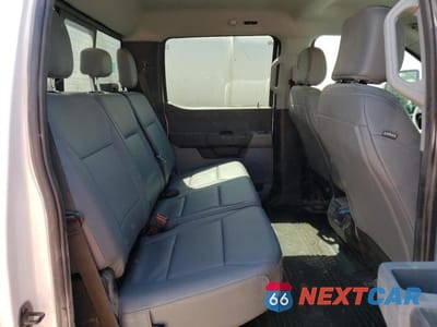 Zdjęcie 10 z 12 samochodu: 2023 FORD F350 SUPER DUTY VIN:1FD8W3HT5PED93200 - miniatura