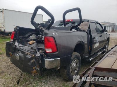 Trzecie zdjęcie samochodu z tyłu: 2018 RAM 3500 ST VIN:3C63R3CL7JG200095 - miniatura