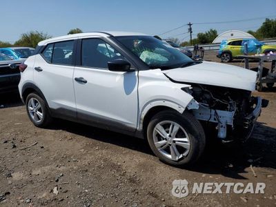 Czwarte zdjęcie samochodu z boku: 2021 NISSAN KICKS S VIN:3N1CP5BV7ML500022 - miniatura
