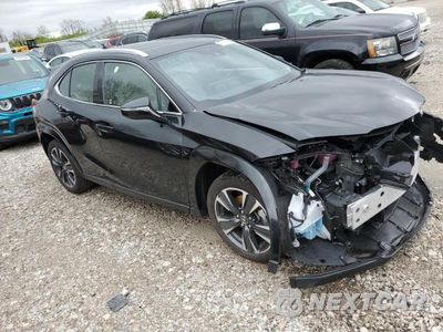 Czwarte zdjęcie samochodu z boku: 2024 LEXUS UX 250H PREMIUM VIN:JTHP9JBH3R2071271 - miniatura