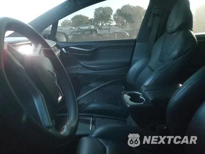 Zdjęcie 8 z 11 samochodu: 2017 TESLA MODEL X VIN:5YJXCDE27HF027331 - miniatura