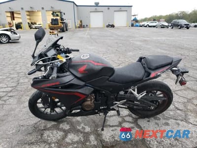 Trzecie zdjęcie samochodu z tyłu: 2020 HONDA CBR500 R VIN:MLHPC6217L5100115 - miniatura