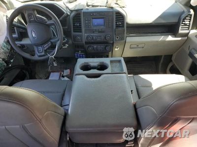 Zdjęcie 8 z 12 samochodu: 2022 FORD F550 SUPER DUTY VIN:1FD0X5HT2NEC94871 - miniatura