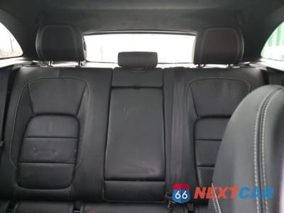 Zdjęcie 10 z 13 samochodu: 2019 JAGUAR F-PACE S VIN:SADCM2FV3KA610203 - miniatura