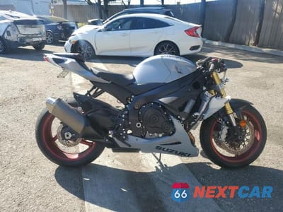 2023 SUZUKI GSX-R750 JS1GR7MA4P7101862 - główne zdjęcie licytacji z USA - miniatura