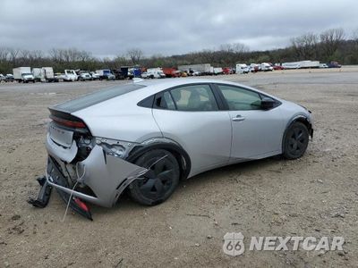 Trzecie zdjęcie samochodu z tyłu: 2023 TOYOTA PRIUS LE VIN:JTDACAAU1P3001184 - miniatura