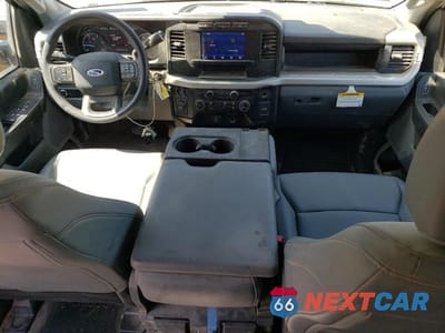 Zdjęcie 8 z 12 samochodu: 2023 FORD F350 SUPER DUTY VIN:1FD8W3HT5PED93200 - miniatura