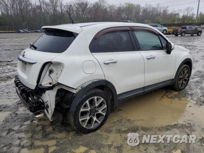 Trzecie zdjęcie samochodu z tyłu: 2016 FIAT 500X TREKKING VIN:ZFBCFXCT0GP336646 - miniatura