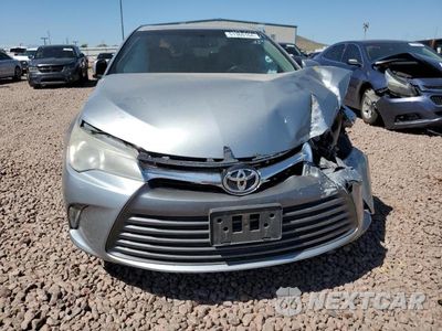 Piąte zdjęcie samochodu w środku: 2017 TOYOTA CAMRY LE VIN:4T1BF1FK6HU359729 - miniatura