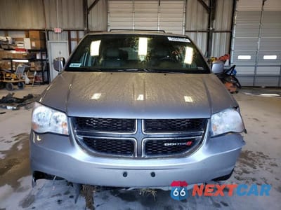 Piąte zdjęcie samochodu w środku: 2017 DODGE GRAND CARAVAN SXT VIN:2C4RDGCG7HR686729 - miniatura