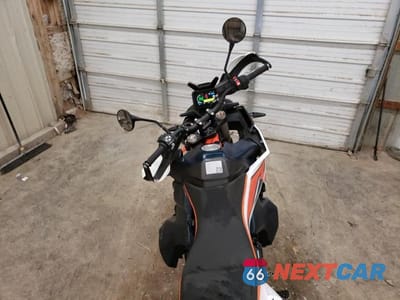 Zdjęcie 6 z 9 samochodu: 2023 KTM 890 ADVENTURE R VIN:VBKTR6406PM862172 - miniatura