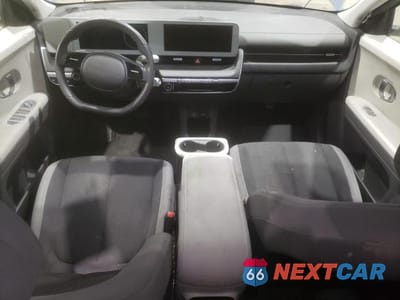 Zdjęcie 8 z 14 samochodu: 2022 HYUNDAI IONIQ 5 SE VIN:KM8KMDAF9NU058207 - miniatura