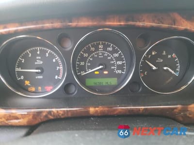 Zdjęcie 9 z 12 samochodu: 2004 JAGUAR XJ8 VIN:SAJWA71C94SG31420 - miniatura