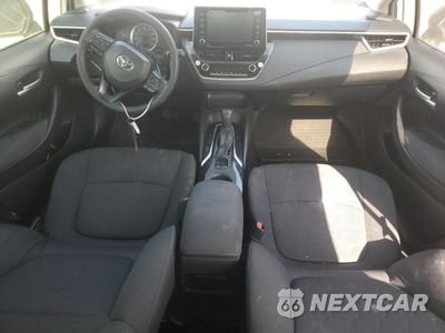 Zdjęcie 8 z 13 samochodu: 2021 TOYOTA COROLLA LE VIN:JTDEPMAE3MJ161946 - miniatura