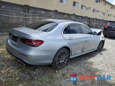 Trzecie zdjęcie samochodu z tyłu: 2022 MERCEDES-BENZ E 350 VIN:W1KZF8DB8NB022412 - miniatura