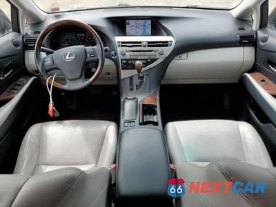 Zdjęcie 8 z 13 samochodu: 2011 LEXUS RX 450 VIN:JTJBC1BA6B2044049 - miniatura