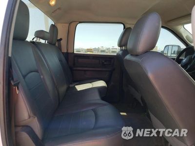 Zdjęcie 10 z 13 samochodu: 2016 RAM 3500 VIN:3C7WR9CJ3FG619501 - miniatura