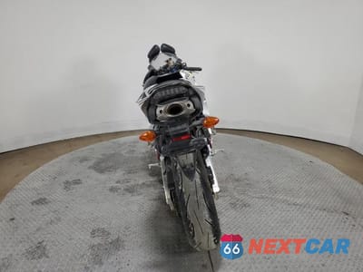 Czwarte zdjęcie samochodu z boku: 2016 HONDA CBR600 RR VIN:JH2PC40JXGK200749 - miniatura