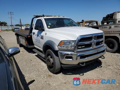 Czwarte zdjęcie samochodu z boku: 2015 RAM 5500 VIN:3C7WRMDL4FG554077 - miniatura