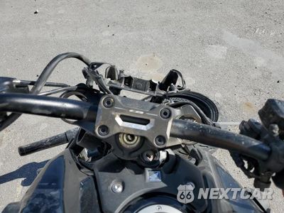 Zdjęcie 7 z 9 samochodu: 2022 HONDA CB1000 RA VIN:JH2SC8011NK400109 - miniatura