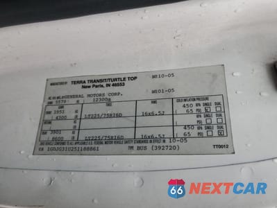 Zdjęcie 10 z 10 samochodu: 2005 GMC SAVANA CUTAWAY G3500 VIN:1GDJG31U251188861 - miniatura