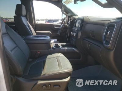 Piąte zdjęcie samochodu w środku: 2021 GMC SIERRA K3500 DENALI VIN:1GT49WEY8MF115876 - miniatura