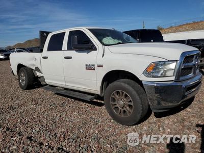 Czwarte zdjęcie samochodu z boku: 2015 RAM 2500 ST VIN:3C6UR4HJ4FG642969 - miniatura