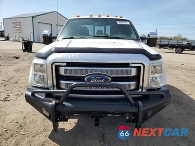 Piąte zdjęcie samochodu w środku: 2016 FORD F450 SUPER DUTY VIN:1FT8W4DT8GEC57014 - miniatura