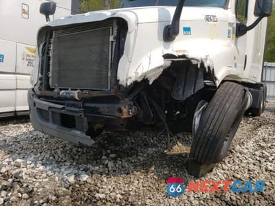 Zdjęcie 9 z 10 samochodu: 2017 FREIGHTLINER CASCADIA 125 VIN:1FUJGLDR1HLJF2801 - miniatura