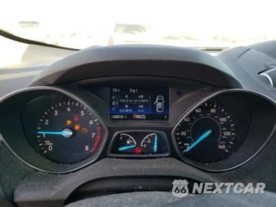 Zdjęcie 9 z 12 samochodu: 2019 FORD ESCAPE SE VIN:1FMCU9GD3KUA91979 - miniatura