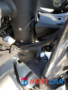 Zdjęcie 12 z 12 samochodu: 2022 KAWASAKI EX650 N VIN:ML5EXEN1XNDA76094 - miniatura