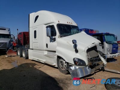 2018 FREIGHTLINER CASCADIA 125 1FUJGLFGXJLJX8934 - główne zdjęcie licytacji z USA - miniatura
