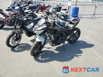 2022 KAWASAKI EX650 N ML5EXEN1XNDA76094 - główne zdjęcie licytacji z USA - miniatura