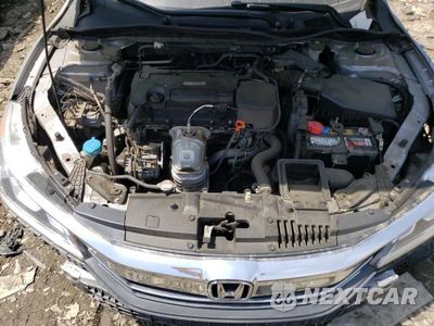 Zdjęcie 11 z 12 samochodu: 2017 HONDA ACCORD LX VIN:1HGCR2F31HA211098 - miniatura