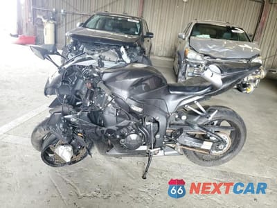 Trzecie zdjęcie samochodu z tyłu: 2008 HONDA CBR600 RR VIN:JH2PC40498M101324 - miniatura