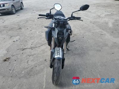 Drugie zdjęcie samochodu z przodu: 2023 SUZUKI GSX800 R VIN:JS1EM11B9P7100464 - miniatura
