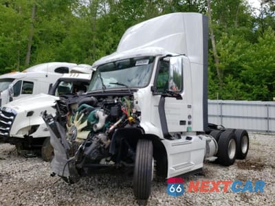 Drugie zdjęcie samochodu z przodu: 2024 VOLVO VNR VIN:4V4WC9EH9RN639888 - miniatura