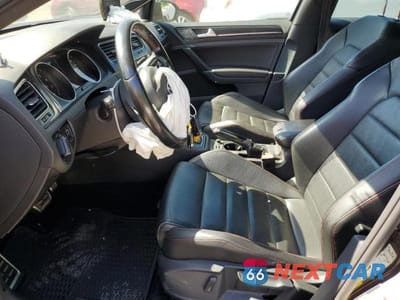 Zdjęcie 7 z 12 samochodu: 2017 VOLKSWAGEN GTI S/SE VIN:3VW447AUXHM003039 - miniatura