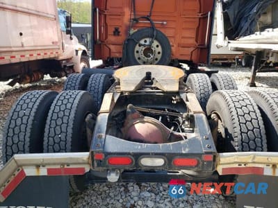 Zdjęcie 6 z 10 samochodu: 2016 VOLVO VN VNL VIN:4V4NC9EHXGN963974 - miniatura