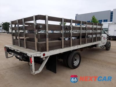 Trzecie zdjęcie samochodu z tyłu: 2015 RAM 4500 VIN:3C7WRKDL3FG671914 - miniatura