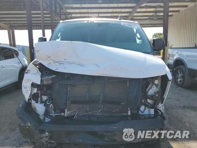 Piąte zdjęcie samochodu w środku: 2019 CHEVROLET EXPRESS G2500 VIN:1GCWGAFG4K1205849 - miniatura