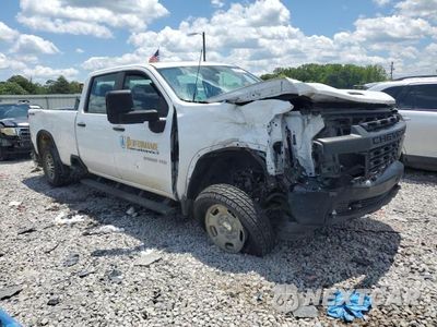 Czwarte zdjęcie samochodu z boku: 2021 CHEVROLET SILVERADO K2500 HEAVY DUTY VIN:1GC4YLE74MF150200 - miniatura