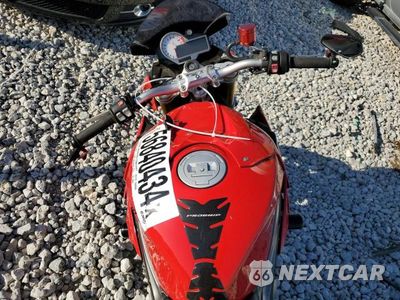Zdjęcie 6 z 9 samochodu: 2016 BMW S 1000 R VIN:WB10D1200GZ696904 - miniatura