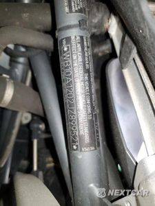 Zdjęcie 9 z 9 samochodu: 2018 BMW R1200 GS ADVENTURE VIN:WB10A1202JZ899521 - miniatura