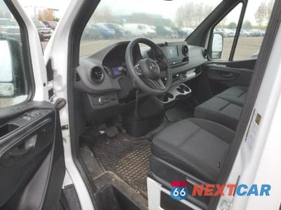 Zdjęcie 8 z 13 samochodu: 2023 MERCEDES-BENZ SPRINTER 2500 VIN:W1Y40CHY9PT133941 - miniatura