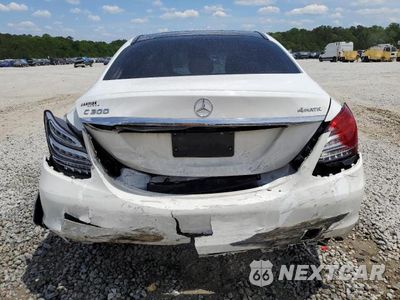 Zdjęcie 6 z 12 samochodu: 2015 MERCEDES-BENZ C 300 4MATIC VIN:55SWF4KB2FU008494 - miniatura