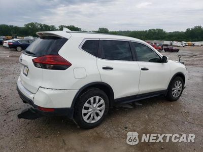 Trzecie zdjęcie samochodu z tyłu: 2018 NISSAN ROGUE S VIN:5N1AT2MT5JC746838 - miniatura